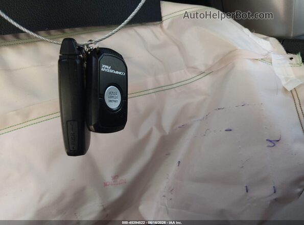 2T3DFREV6HW666036 2017 TOYOTA RAV4 Red Առջևի վահանակի տեսք