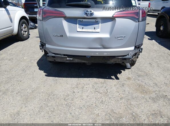 2T3DFREV9HW669805 2017 TOYOTA RAV4 Silver 