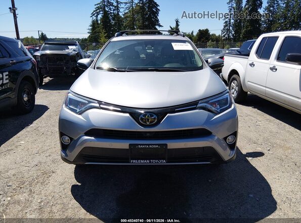 2T3DFREV9HW669805 2017 TOYOTA RAV4 Silver Սալոնի հետևի տեսք