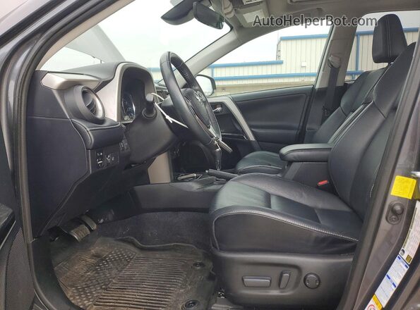 2T3DFREVXHW656643 2017 TOYOTA RAV4 Gray Front interior view