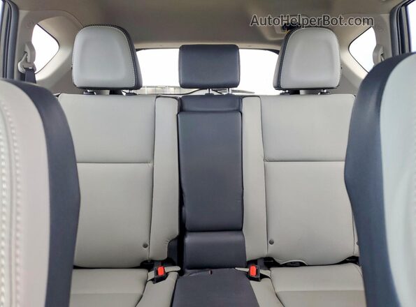 2T3DFREVXJW845685 2018 TOYOTA RAV4 Серый Вид задних сидений