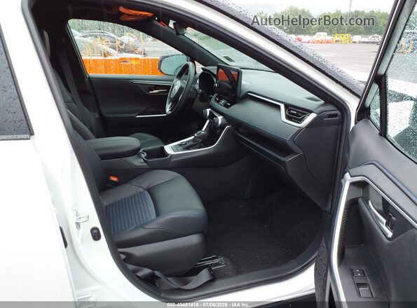 2T3E6RFV0SW088025 2025 TOYOTA RAV4 HYBRID Белый Вид салона спереди