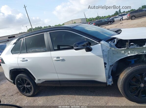 2T3E6RFV5RW080447 2024 TOYOTA RAV4 HYBRID White 360 interior view