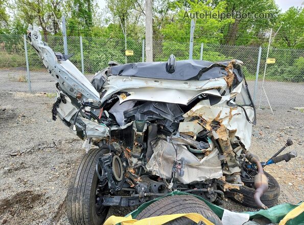 2T3EWRFV7LW093143 2020 TOYOTA RAV4 White Widok z tyłu