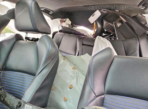 2T3EWRFV7LW093143 2020 TOYOTA RAV4 White Widok tylnych siedzeń