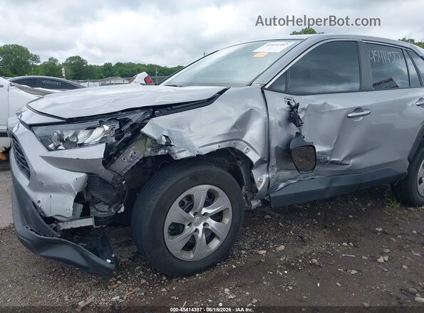 2T3F1RFV1NW254477 2022 TOYOTA RAV4 Silver Widok z przodu
