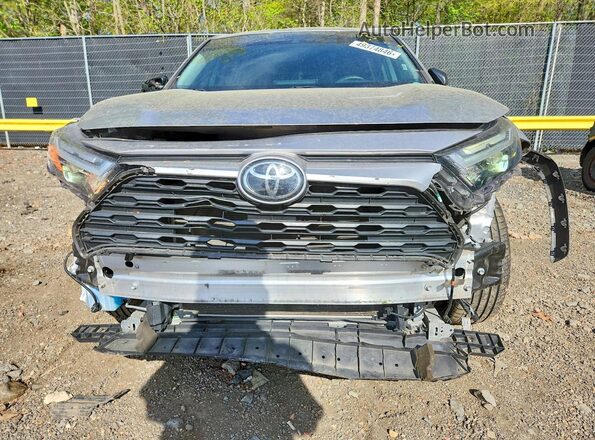 2T3F1RFV2PC327358 2023 TOYOTA RAV4 Silver Դիմացի տեսք
