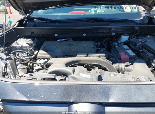 2T3F1RFV3KC060594 2019 TOYOTA RAV4 Gray Rear view
