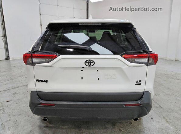 2T3F1RFV4RC425116 2024 TOYOTA RAV4 White 