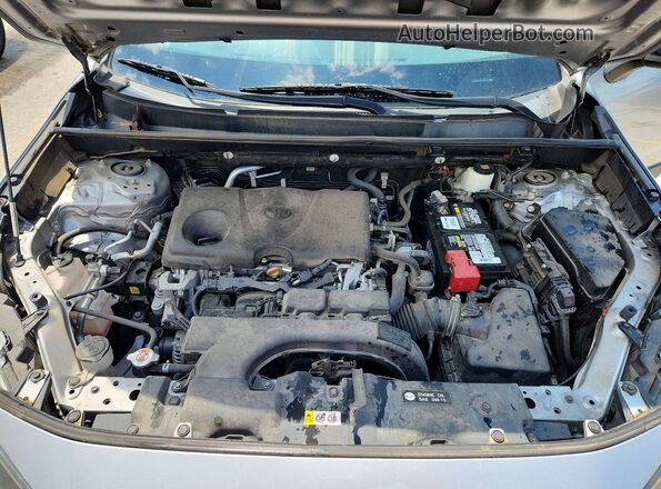 2T3F1RFV5KW036683 2019 TOYOTA RAV4 Silver ძრავის განყოფილების ხედი