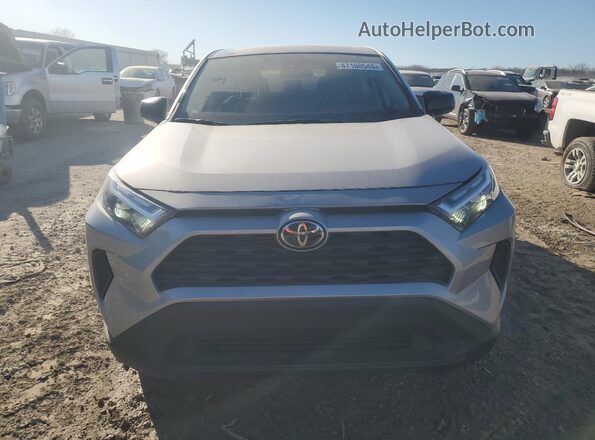 2T3F1RFV5RW435572 2024 TOYOTA RAV4 Silver Front view