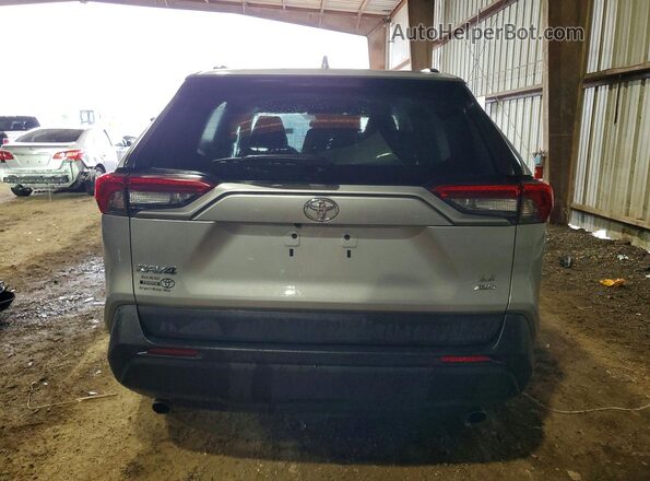 2T3F1RFV7MW186877 2021 TOYOTA RAV4 Gray Vista trasera