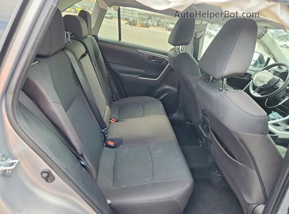 2T3F1RFV7RC428480 2024 TOYOTA RAV4 Silver Вид задньої частини салону