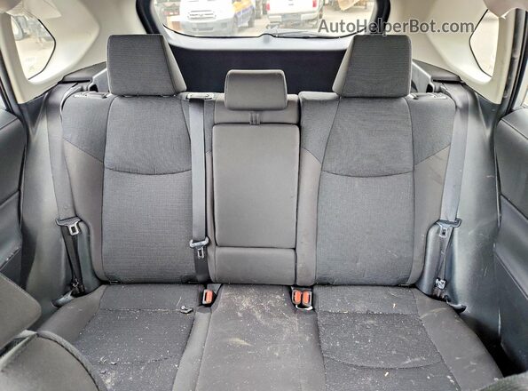 2T3F1RFV8SC518355 2025 TOYOTA RAV4 White Vista de los asientos traseros
