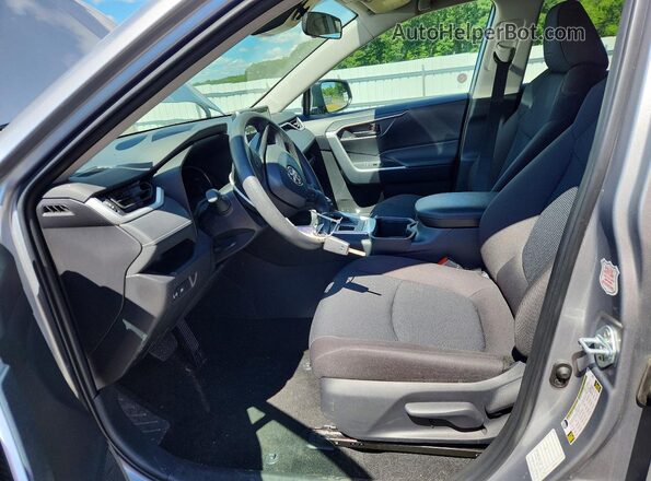 2T3F1RFV8SC532885 2025 TOYOTA RAV4 Silver Սալոնի դիմացի տեսք