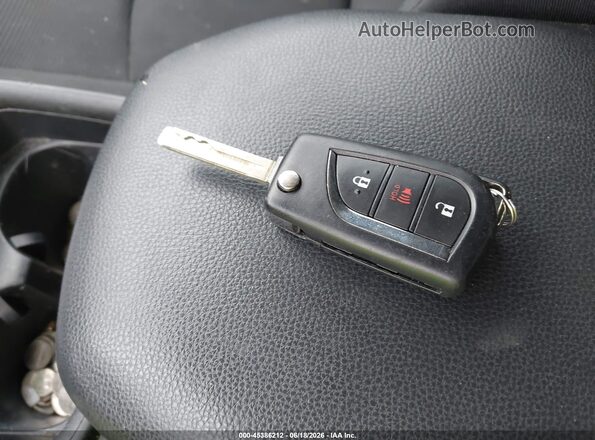 2T3F1RFV9LW136397 2020 TOYOTA RAV4 Silver Առջևի վահանակի տեսք