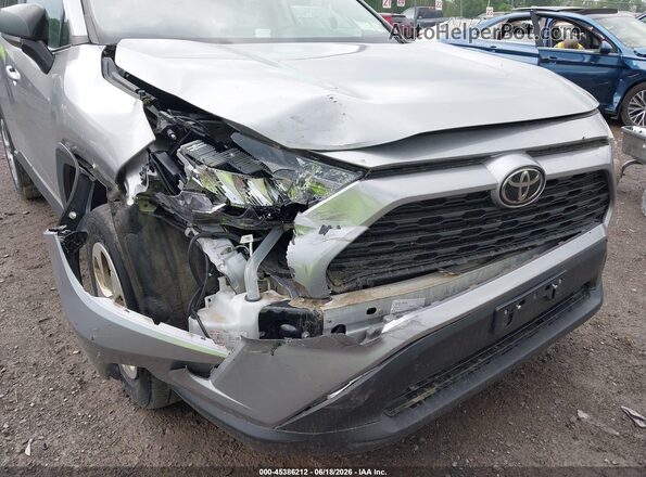 2T3F1RFV9LW136397 2020 TOYOTA RAV4 Silver Դիմացի տեսք