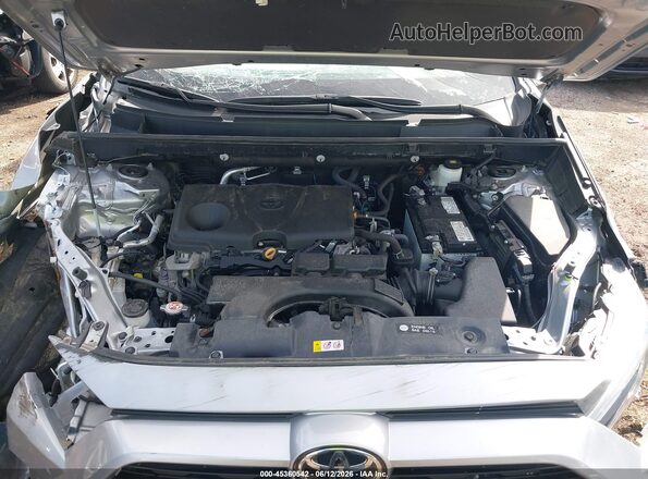 2T3F1RFVXMC252243 2021 TOYOTA RAV4 Серебряный Вид сзади