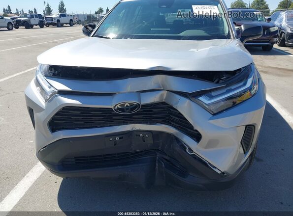2T3F1RFVXRW470477 2024 TOYOTA RAV4 Silver Вид спереду