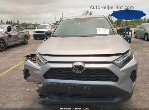 2T3F1RFVXSC518616 2025 TOYOTA RAV4 Silver უკანა სალონის ხედი