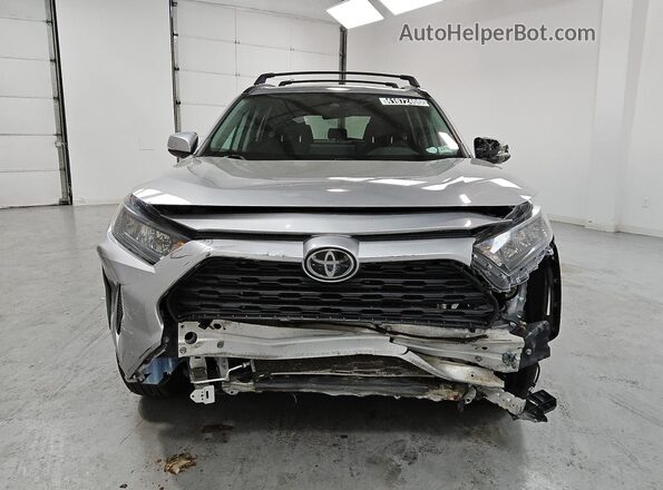 2T3G1RFV0KC046608 2019 TOYOTA RAV4 Silver 