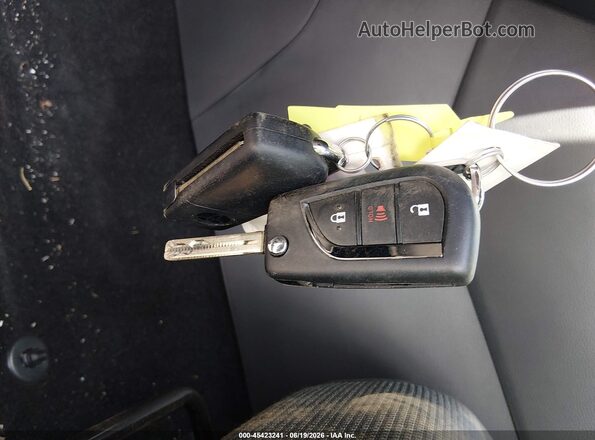 2T3G1RFV5SW563224 2025 TOYOTA RAV4 Gray Vista del salpicadero