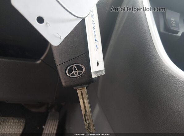 2T3G1RFV6SW608624 2025 TOYOTA RAV4 Silver Dashboard view