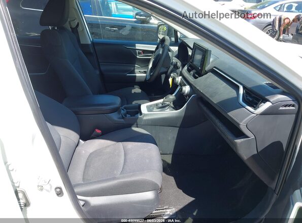 2T3G1RFV7KC035086 2019 TOYOTA RAV4 Белый Вид салона спереди