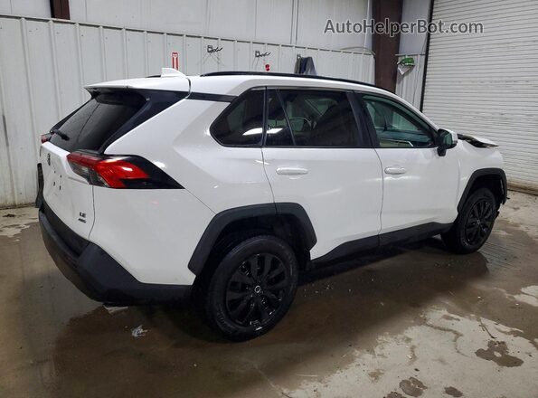 2T3G1RFVXMC165141 2021 TOYOTA RAV4 White 