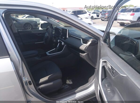 2T3H1RFV0RC280584 2024 TOYOTA RAV4 Silver წინა სალონის ხედი