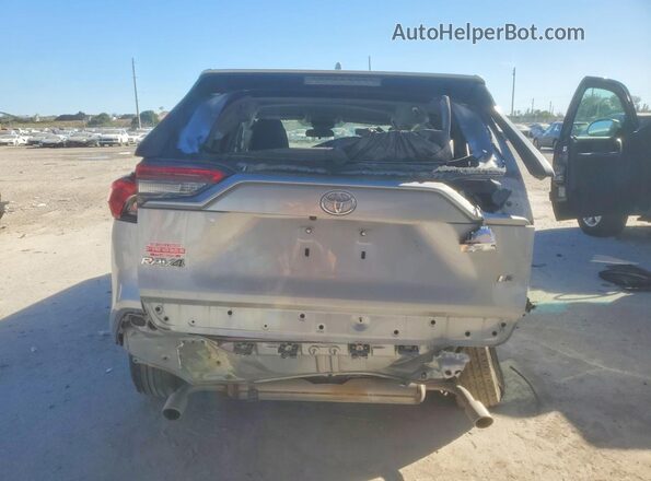 2T3H1RFV1KW030307 2019 TOYOTA RAV4 Silver Rear view