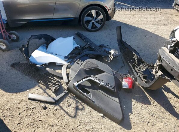 2T3H1RFV1KW036138 2019 TOYOTA RAV4 White Շարժիչի բաժամունքի տեսք