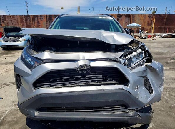2T3H1RFV1MW181621 2021 TOYOTA RAV4 Silver Front view