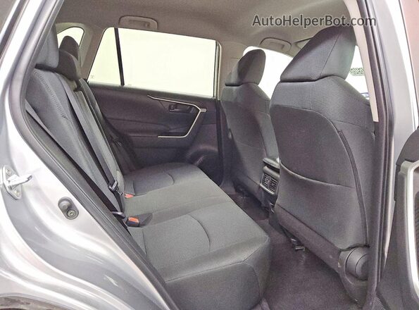2T3H1RFV3NC210703 2022 TOYOTA RAV4 Silver 