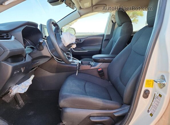 2T3H1RFV4MC102766 2021 TOYOTA RAV4 White 