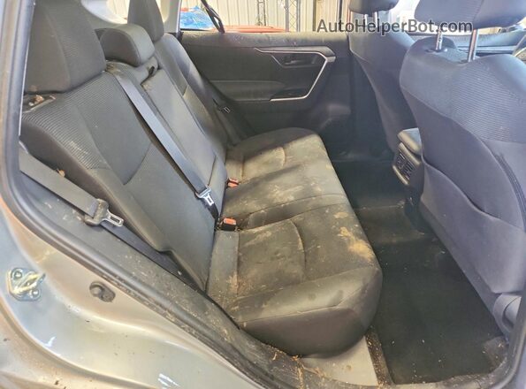 2T3H1RFV4SW403498 2025 TOYOTA RAV4 Silver Vista de los asientos traseros