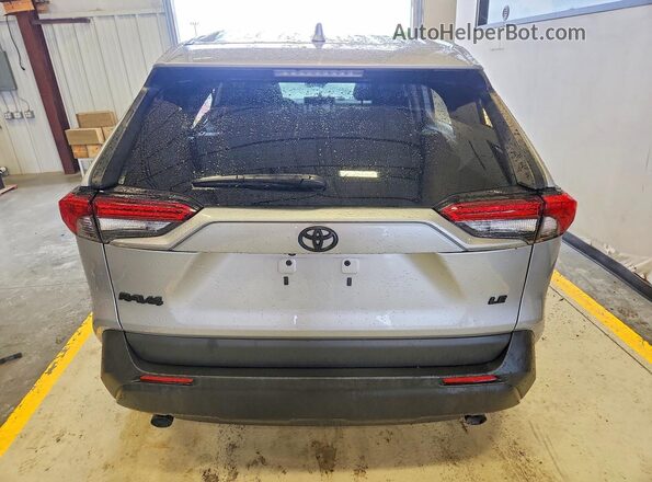 2T3H1RFV4SW403498 2025 TOYOTA RAV4 Silver Vista trasera