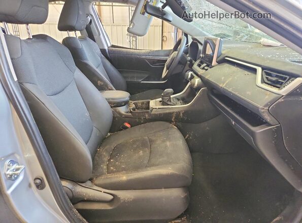2T3H1RFV4SW403498 2025 TOYOTA RAV4 Silver Vista interior delantera