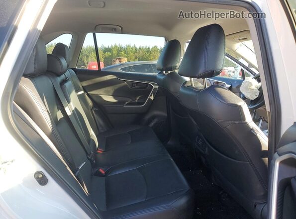 2T3H1RFV5NW204934 2022 TOYOTA RAV4 Белый Вид задних сидений