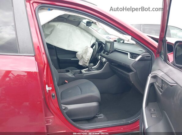 2T3H1RFV6MW134522 2021 TOYOTA RAV4 Красный Вид салона спереди