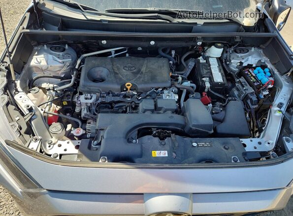 2T3H1RFV8NC211717 2022 TOYOTA RAV4 Silver Вид задньої частини салону