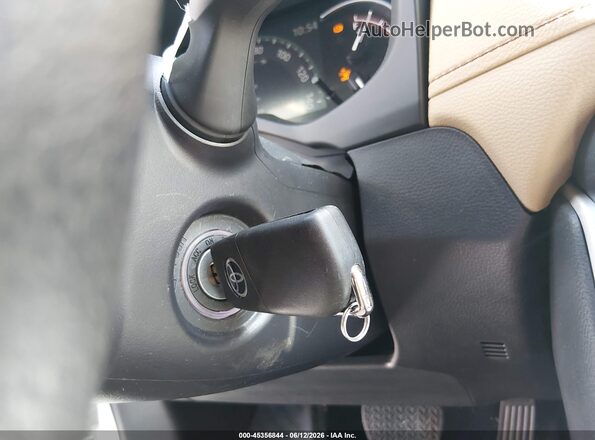 2T3H1RFV9SC346913 2025 TOYOTA RAV4 White Dashboard view