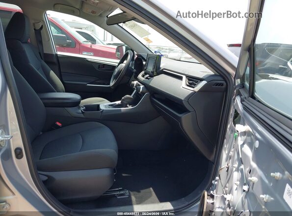 2T3H1RFVXNC187761 2022 TOYOTA RAV4 Gray Front interior view