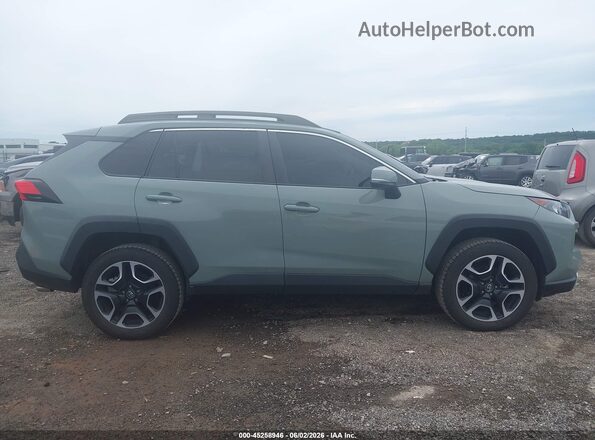 2T3J1RFV2MW142537 2021 TOYOTA RAV4 Серый Вид задней части салона