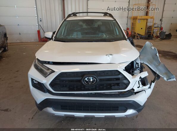 2T3J1RFV2RW458981 2024 TOYOTA RAV4 White Widok zestawu wskaźników