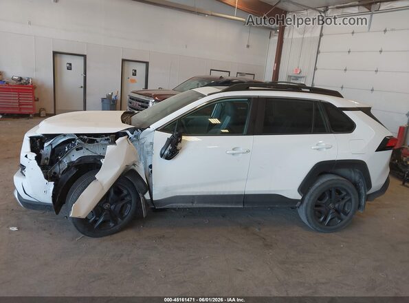 2T3J1RFV2RW458981 2024 TOYOTA RAV4 White Widok wnętrza 360 stopni