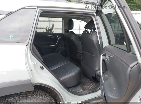 2T3J1RFV4LC063693 2020 TOYOTA RAV4 Серый Вид наклейки с VIN-кодом