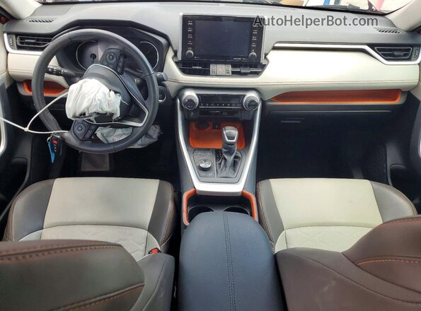 2T3J1RFV4MW247614 2021 TOYOTA RAV4 Red Dashboard view