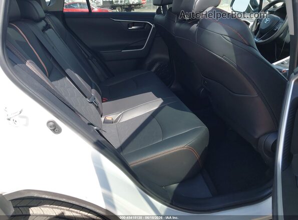 2T3J1RFV5RW478240 2024 TOYOTA RAV4 Белый 
