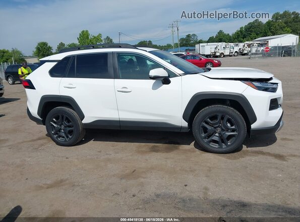 2T3J1RFV5RW478240 2024 TOYOTA RAV4 Белый 